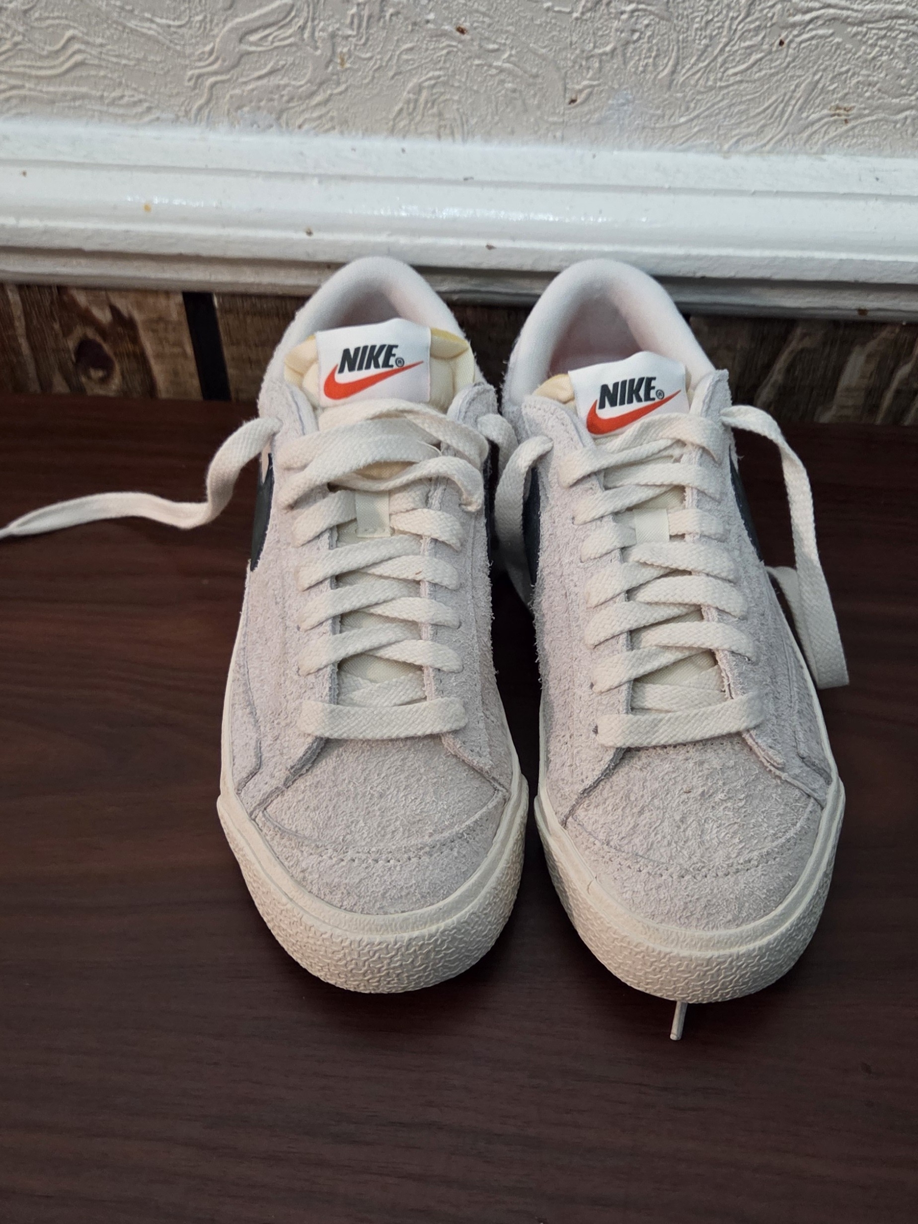 Womens Brand New Nike Trailblazer 77